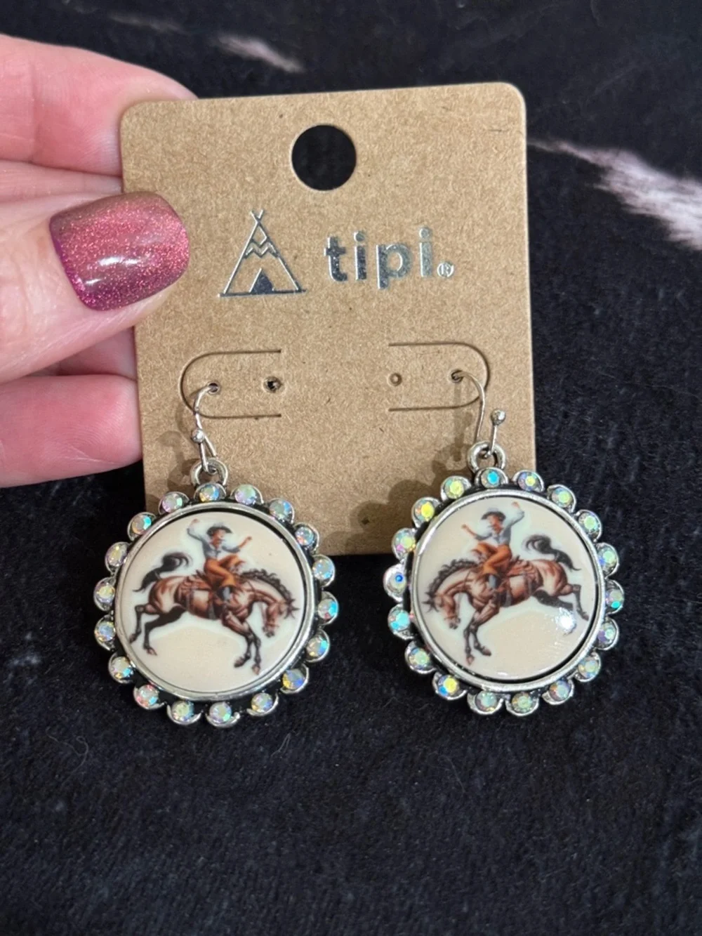 TIPI IRIDESCENT RANGE RIDER SILVERTONE EARRINGS